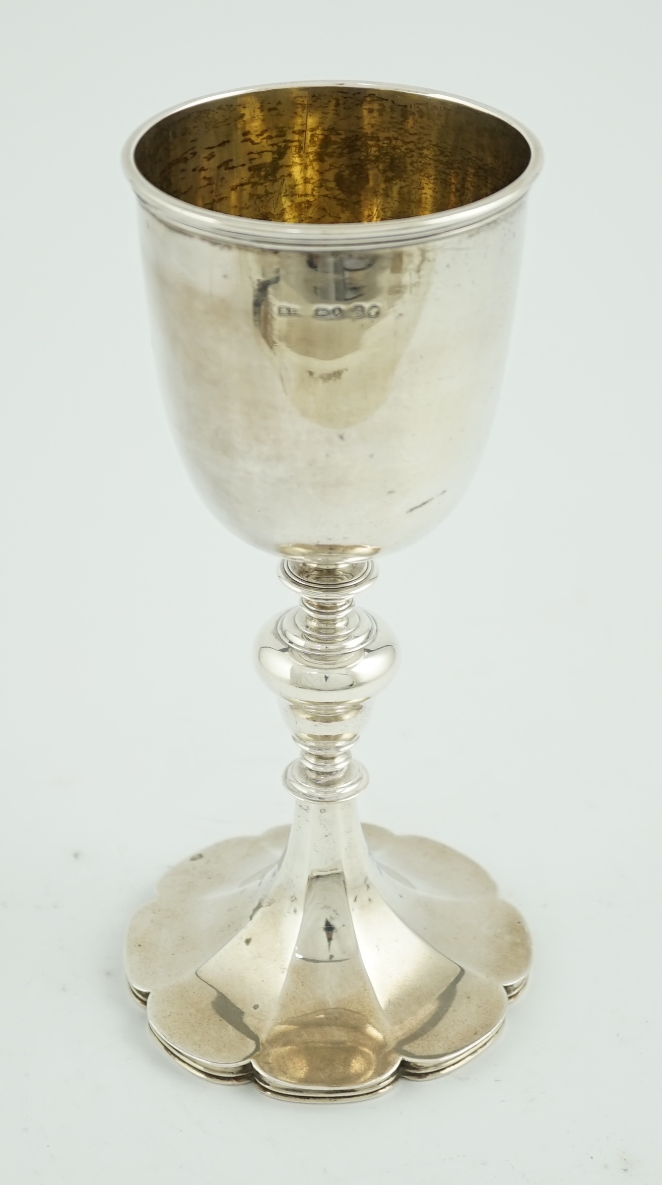 An early Victorian silver goblet/chalice, by Robert Hennell II